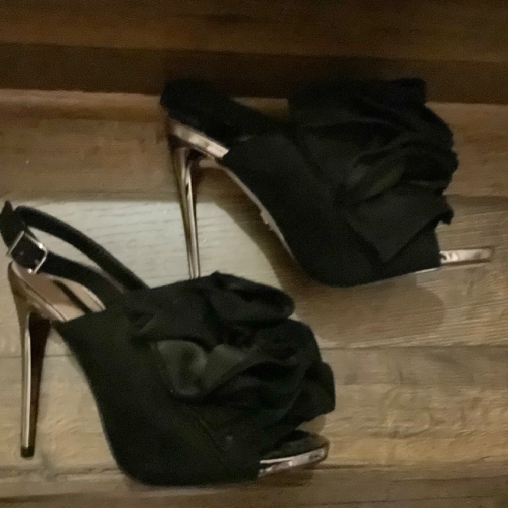 Lost Ink Unique Ruffle Slingback Pumps 7.5 - Picture 4 of 11